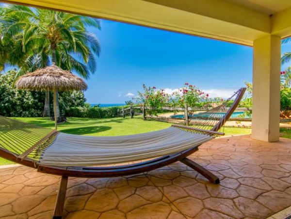 Exclusive 4 Bdrm Estate  Exceptional Mountain & Ocean Views
