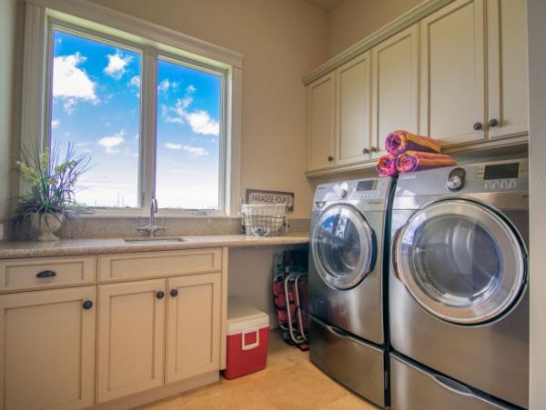 Luxury Four Bedroom Vacation Rental with Pacific Ocean Views