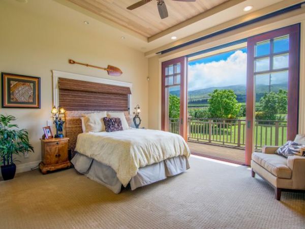 Luxury Four Bedroom Vacation Rental with Pacific Ocean Views