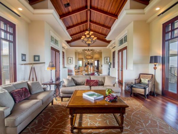 Luxury Four Bedroom Vacation Rental with Pacific Ocean Views