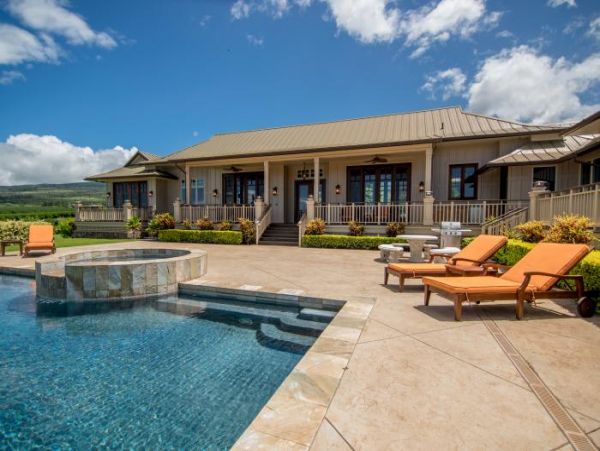 Luxury Four Bedroom Vacation Rental with Pacific Ocean Views