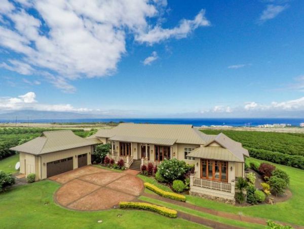 Luxury Four Bedroom Vacation Rental with Pacific Ocean Views