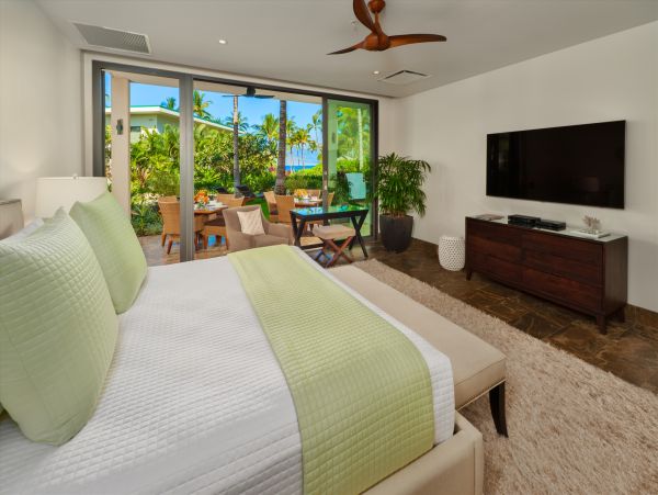 Exquisite Wailea Beachside Retreat: Your Private Paradise Awaits