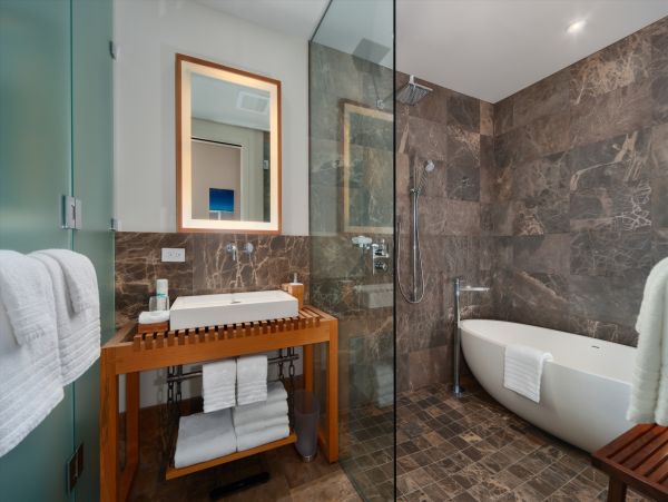 Exquisite Wailea Beachside Retreat: Your Private Paradise Awaits