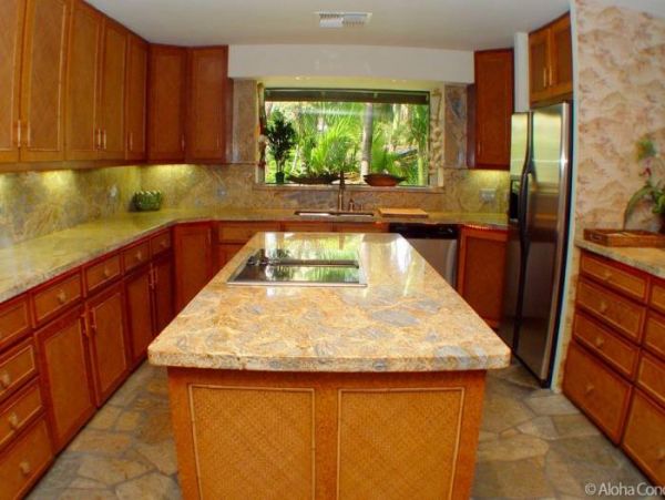 Napili 2 Bedroom Home + 1 Bedroom Cottage Ocean View