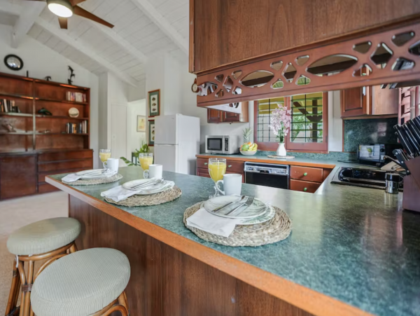 Amazing Estate plus Guest House with Private Pool in Koloa