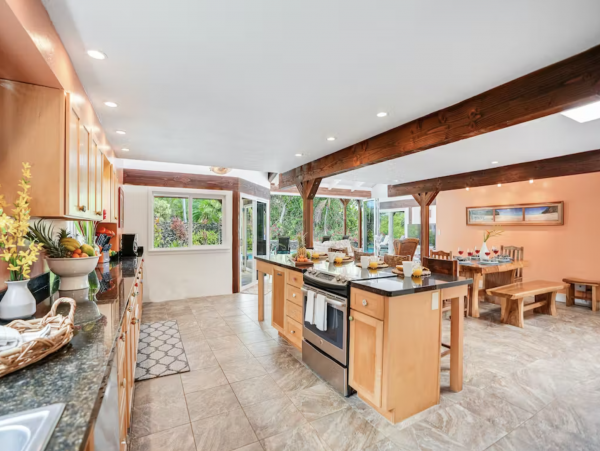 Amazing Estate plus Guest House with Private Pool in Koloa