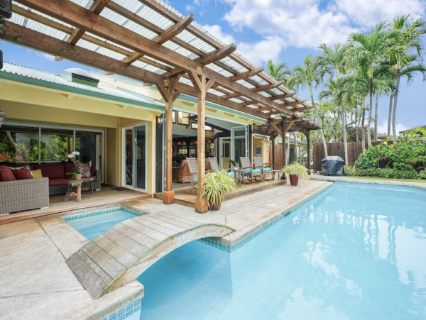 Amazing Estate plus Guest House with Private Pool in Koloa
