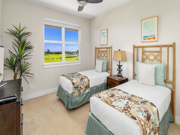 Golf Course Three Bedroom Vacation Condo in Kauai