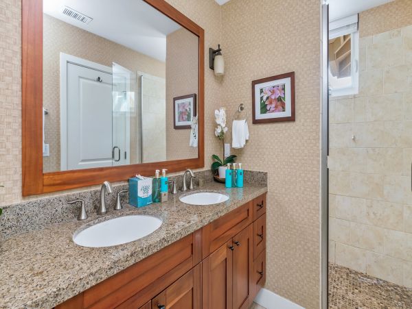 Golf Course Three Bedroom Vacation Condo in Kauai