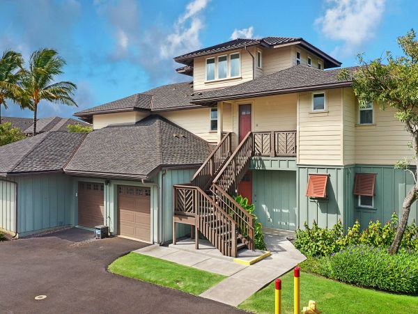 Koloa Vacation Condo Four Bedroom Walk to Beach