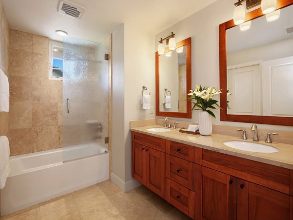 Koloa Vacation Condo Four Bedroom Walk to Beach