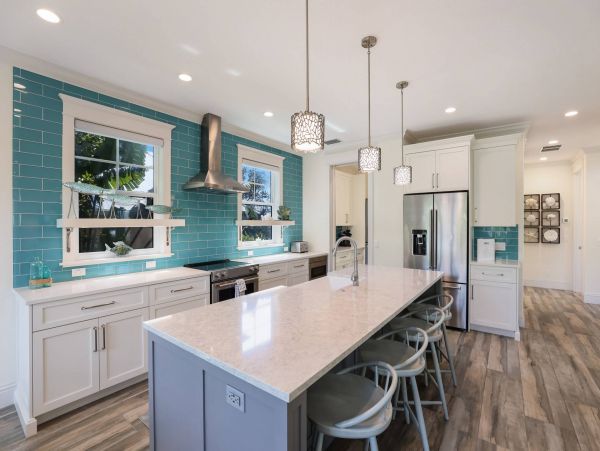 Anna Maria Island Vacation Pool Home Half Block To Beach