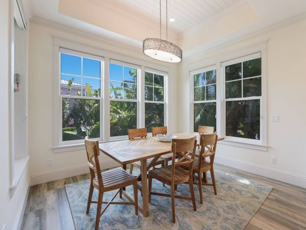 Anna Maria Island Vacation Pool Home Half Block To Beach