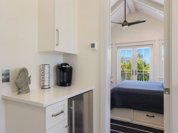 Anna Maria Island Vacation Pool Home Half Block To Beach