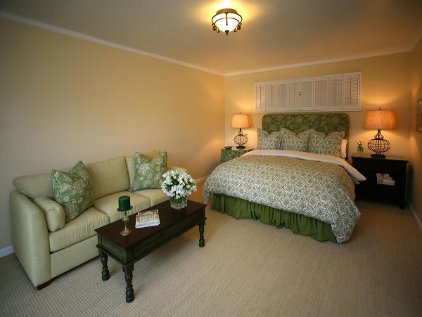 Oceanfront Four Bedroom Vacation Pool Home in Santa Barbara