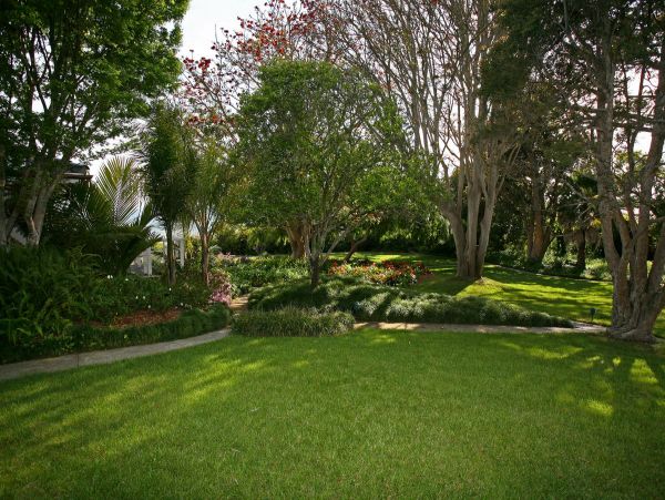 Oceanfront Four Bedroom Vacation Pool Home in Santa Barbara