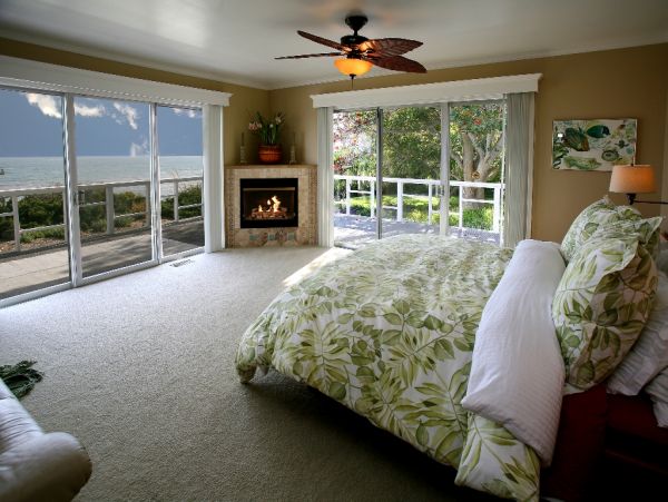 Oceanfront Four Bedroom Vacation Pool Home in Santa Barbara