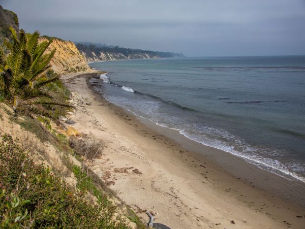 Oceanfront Four Bedroom Vacation Pool Home in Santa Barbara
