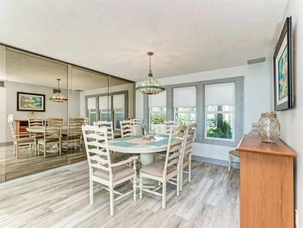 Bayfront Five Bedroom Pool Home in Bradenton Sleeps 12