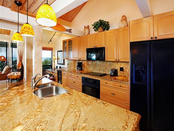 Lahaina Condo 966684