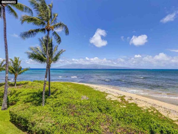 OCEANFRONT VIEWS FROM THIS 3 BEDROOM MAUI CONDO