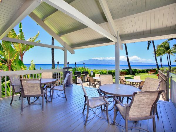 OCEANFRONT VIEWS FROM THIS 3 BEDROOM MAUI CONDO