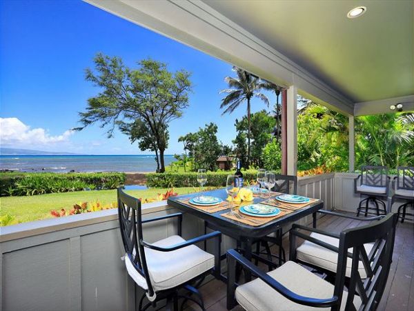 OCEANFRONT VIEWS FROM THIS 3 BEDROOM MAUI CONDO