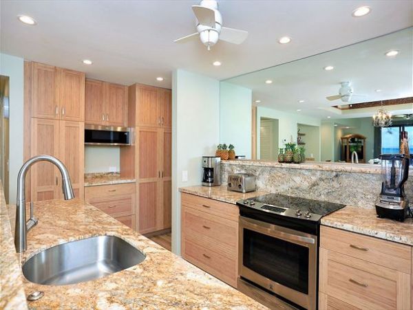 OCEANFRONT VIEWS FROM THIS 3 BEDROOM MAUI CONDO