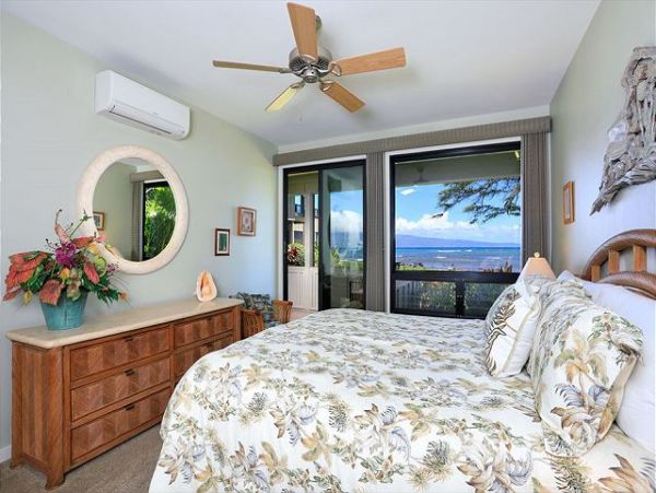 OCEANFRONT VIEWS FROM THIS 3 BEDROOM MAUI CONDO