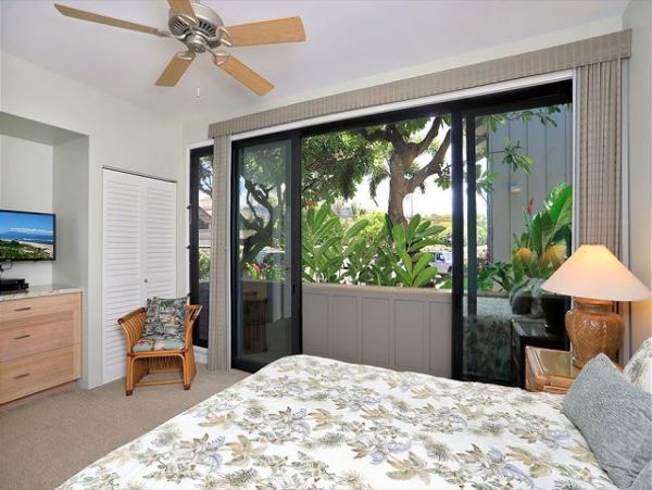 OCEANFRONT VIEWS FROM THIS 3 BEDROOM MAUI CONDO