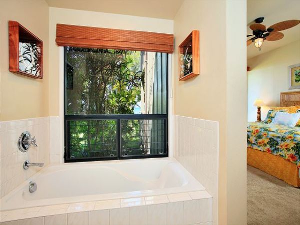 MAUI 3 BEDROOM CONDO WITH BEAUTIFUL OCEAN VIEWS