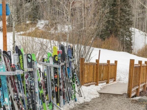 Aspen Condo 966707