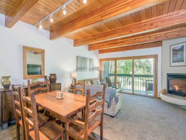 Aspen Condo 966710