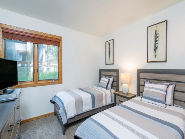 Aspen Condo 966710