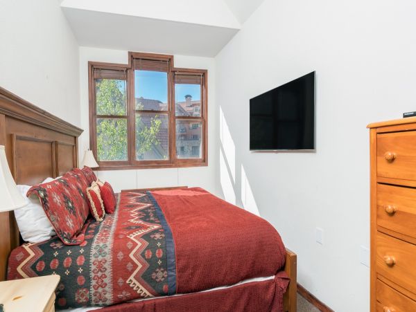 Aspen Condo 966711