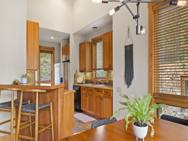 Aspen Home 966714