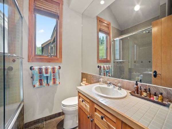 Aspen Home 966714