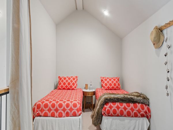 Aspen Home 966714