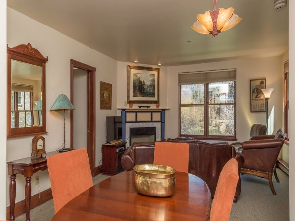 Aspen Condo 966718