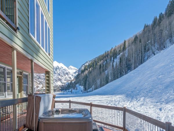 Aspen Condo 966721
