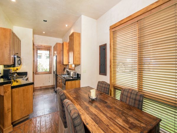 Aspen Condo 966722