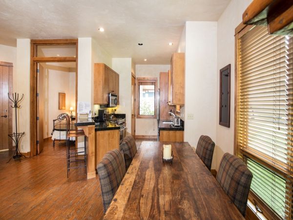 Aspen Condo 966722