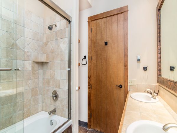 Aspen Condo 966722