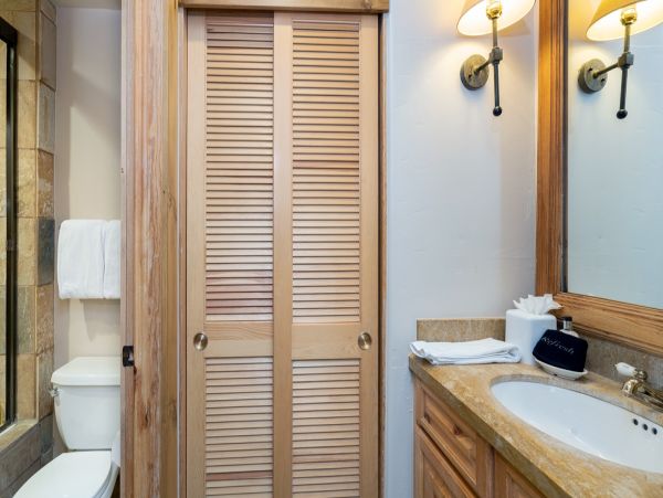 Aspen Condo 966728