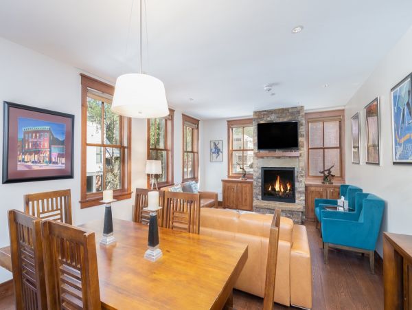 Aspen Condo 966730