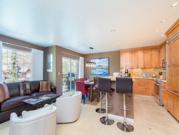 Aspen Home 966731