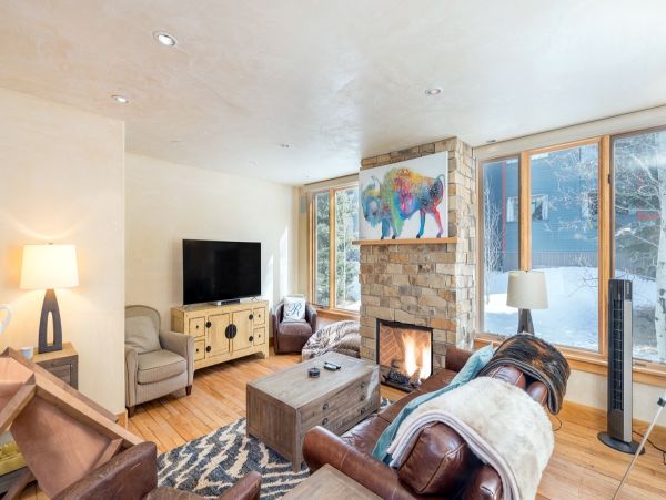 Aspen Condo 966744