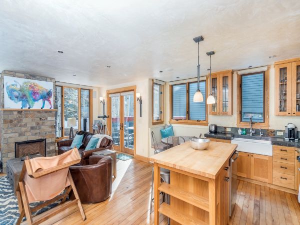 Aspen Condo 966744