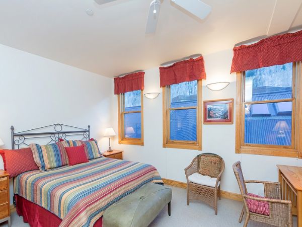 Aspen Condo 966749